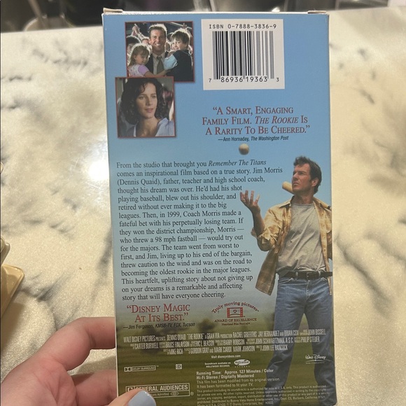 The Rookie VHS - Picture 2 of 4